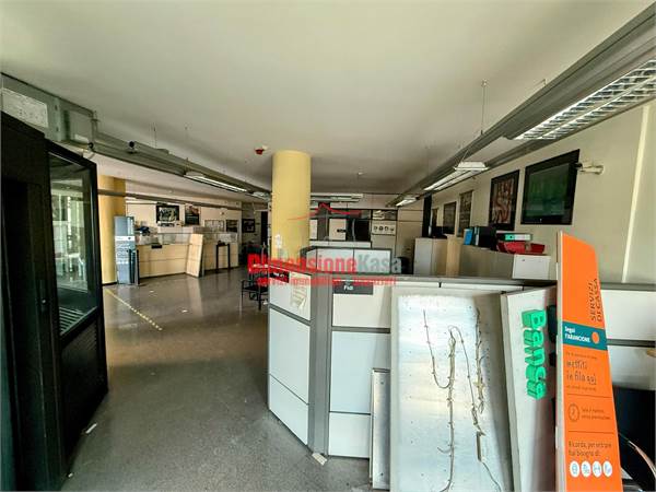 Locale in fitto a Nola